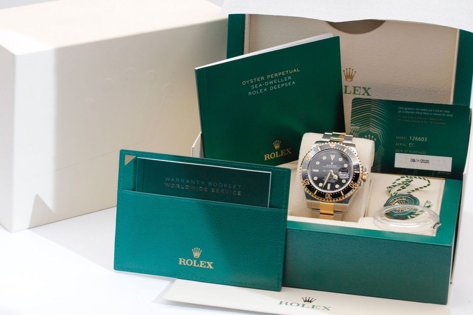 Rolex Sea-Dweller 126603 Image 5